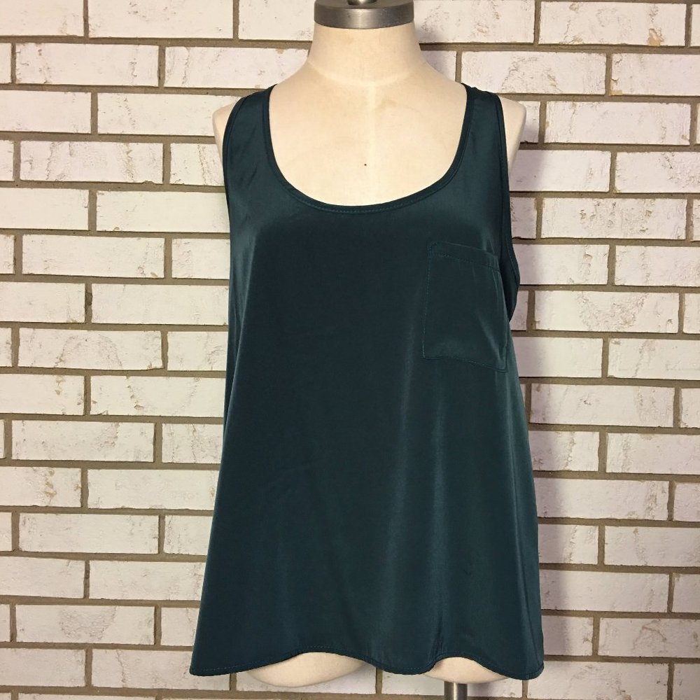 Lovely Day | Green Razorback Top Sz L
